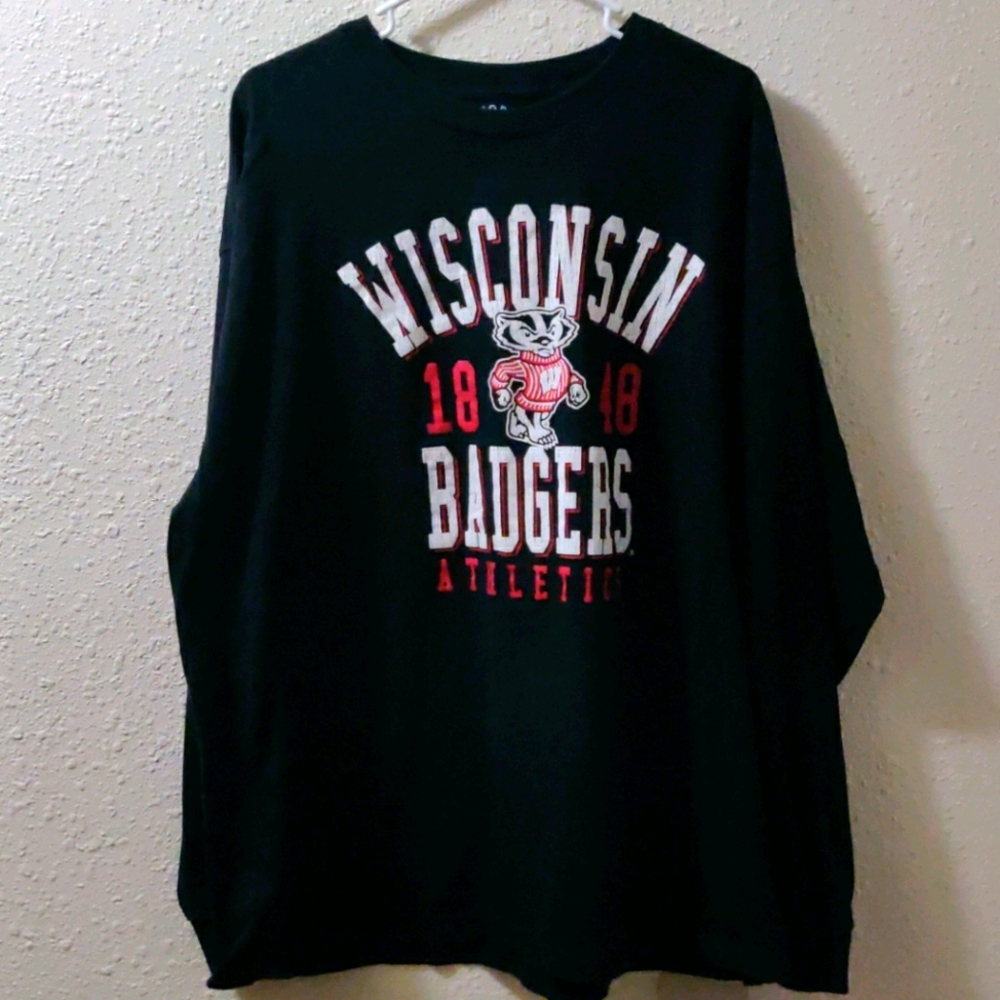 Men long sleeve shirt wisconsin Badgers 2XL